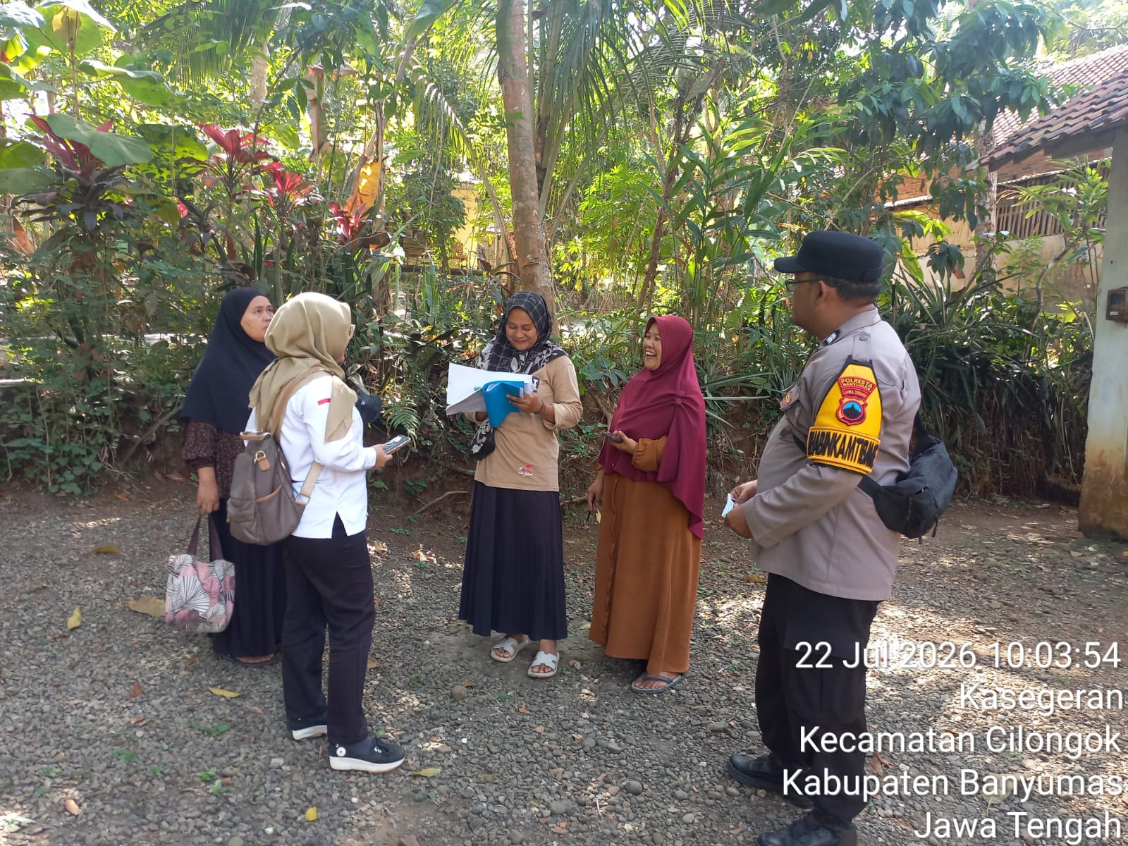 Cegah Penyebaran DBD, Polsek Kedungbanteng Banyumas Edukasi Warga Lewat PSN Serentak