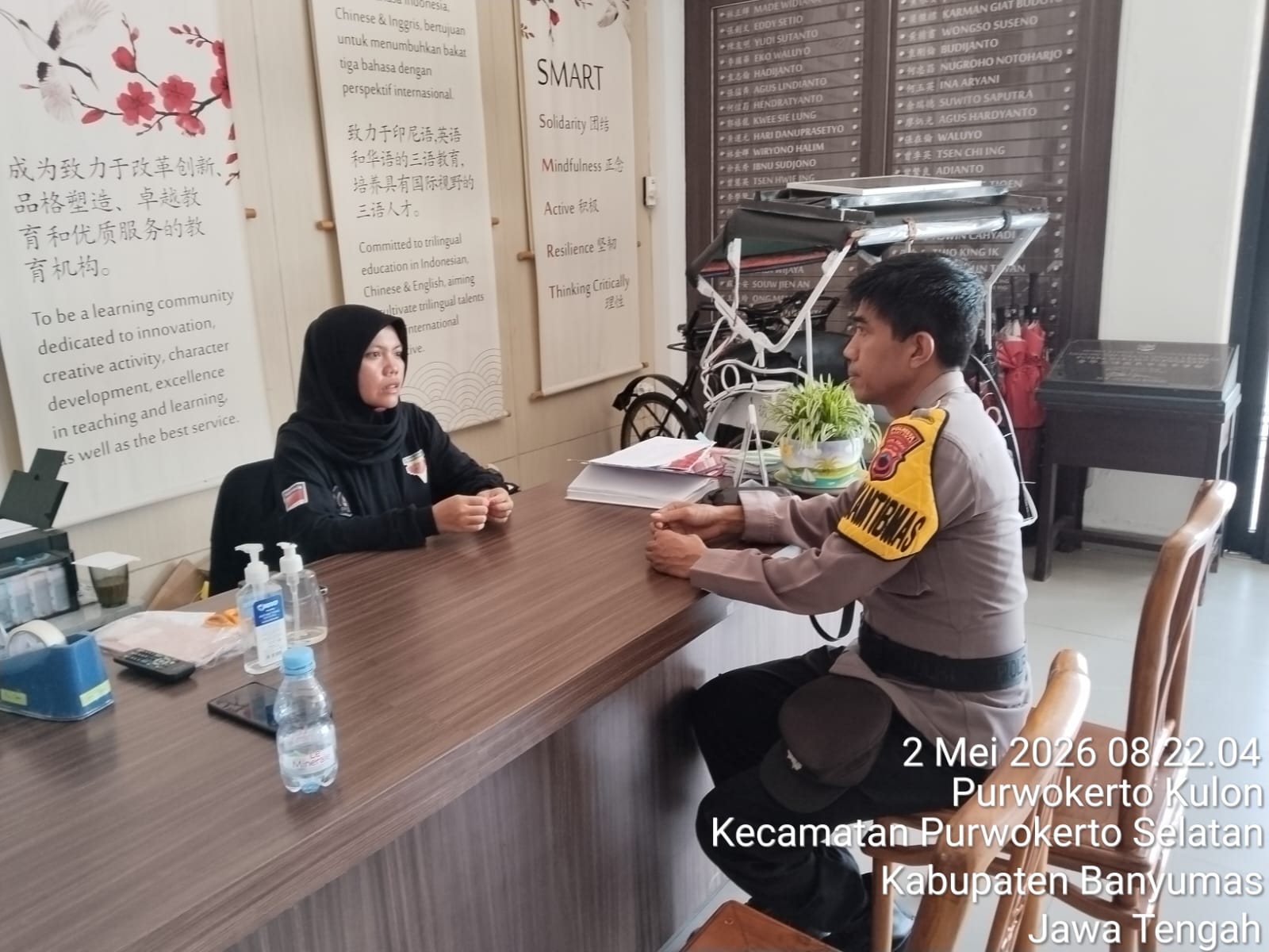 Polsek Purwokerto Selatan Polresta Banyumas Sambangi Security Sekolah, Perkuat Kewaspadaan Jelang Kelulusan Siswa