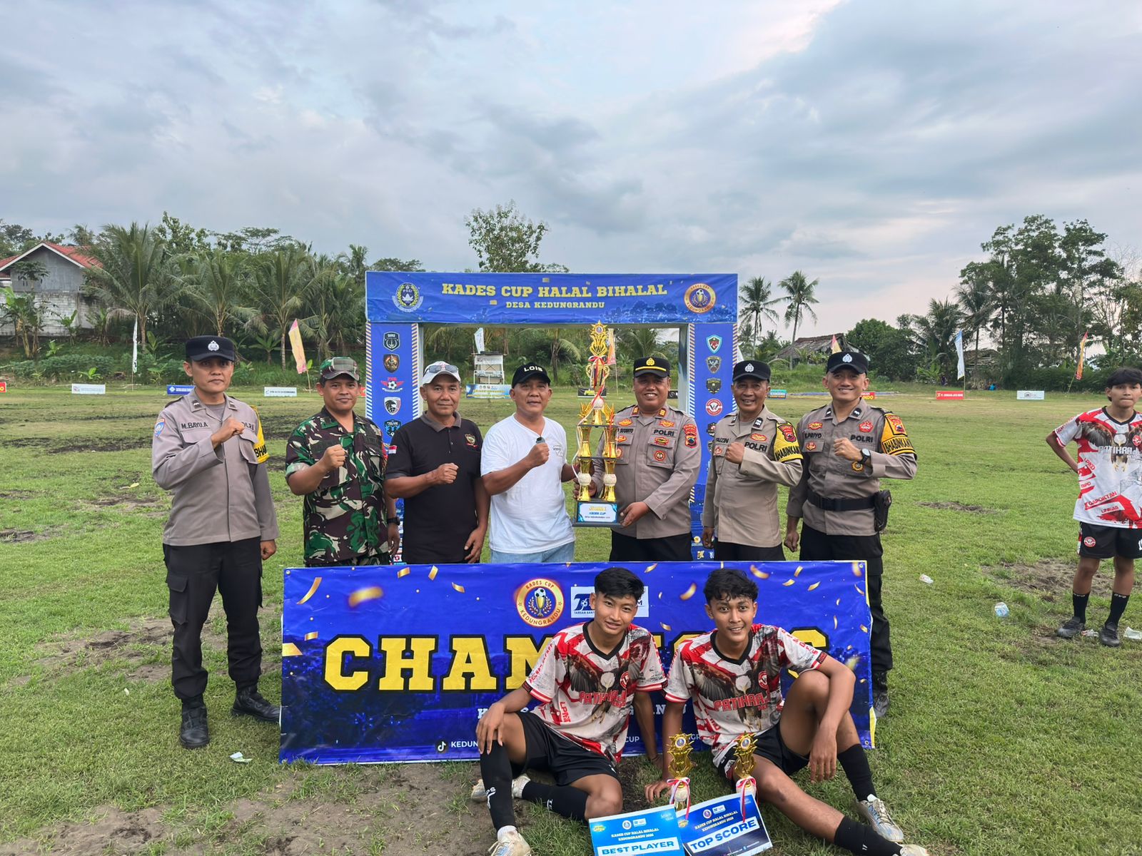 Polsek Patikraja Polresta Banyumas Amankan Final Kades Cup Kedungrandu