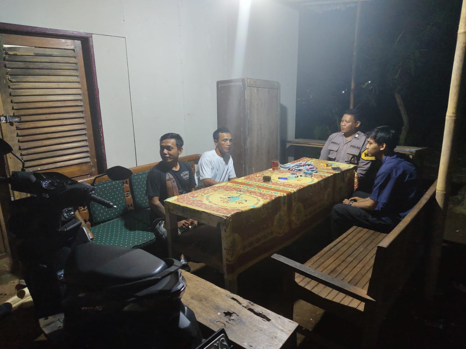Bhabinkamtibmas Sambangi Warga, Dorong Ronda Malam demi Jaga Kamtibmas Banyumas