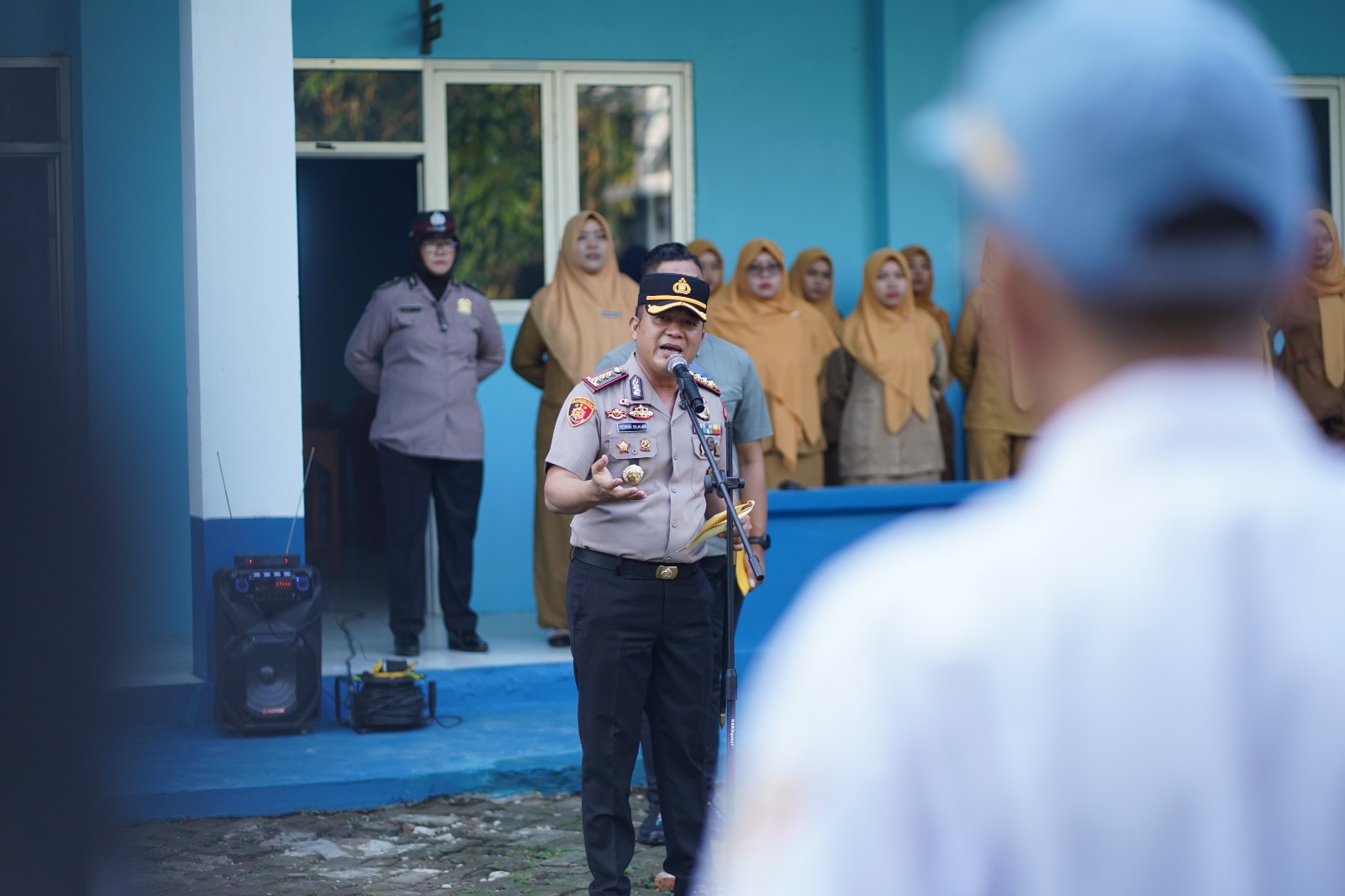 Kapolresta Banyumas Jadi Pembina Apel di Sekolah, Bangun Karakter Generasi Muda Tekankan Disiplin dan Adab