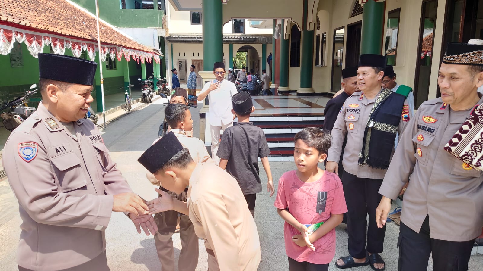 Safari Kamtibmas Polresta Banyumas Perkuat Silaturahmi dengan Masyarakat
