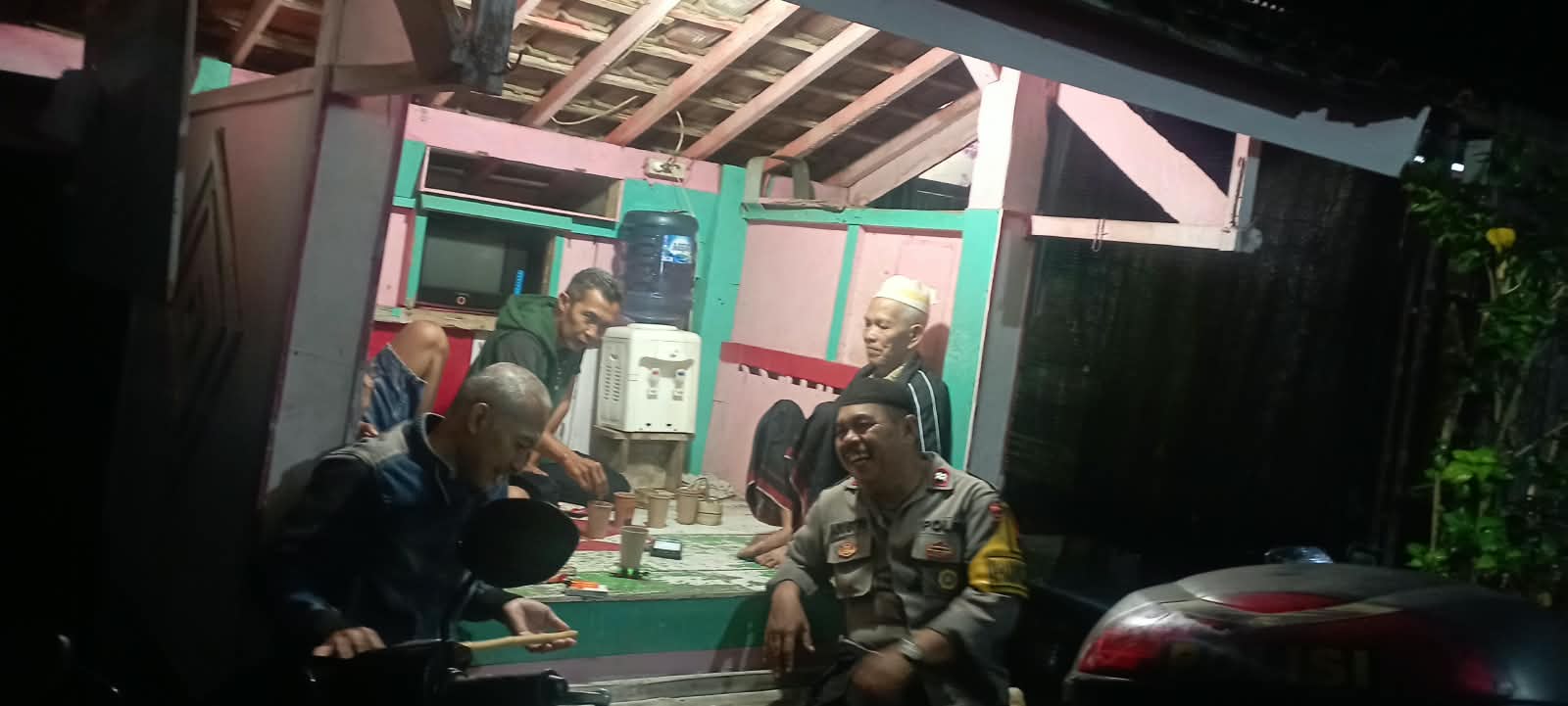 Cegah Curat, Curas dan Curanmor, Polsek Cilongok Banyumas Dorong Warga Aktifkan Satkamling