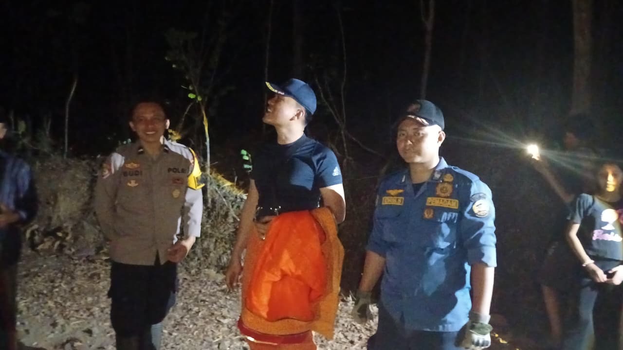 Kebakaran Lahan Di Kebasen Banyumas Berhasil Dipadamkan, Polisi Imbau Warga Waspada