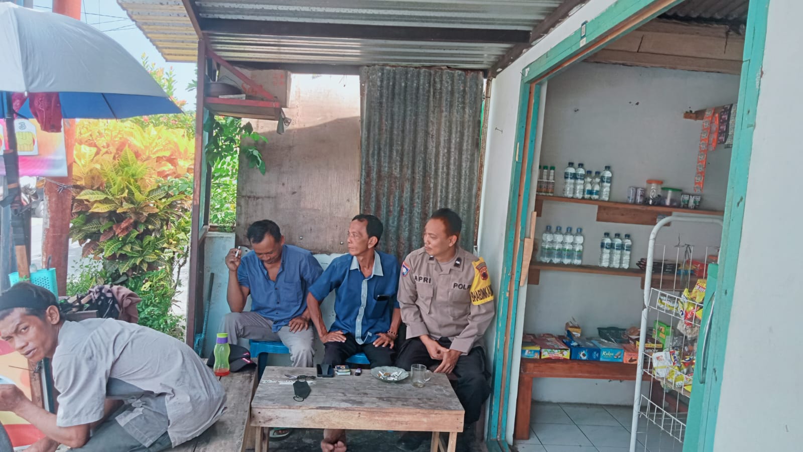 Dari Teras Warga, Polisi Banyumas Gaungkan Pentingnya Menjaga Kamtibmas Bersama