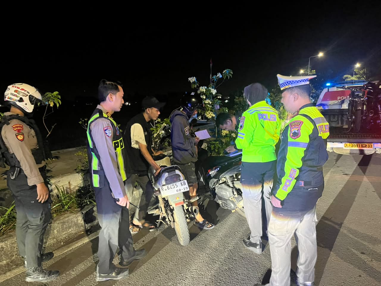 Patroli Malam Polisi Banyumas Sikat Balap Liar dan knalpot bronk, 47 Pelanggar Ditindak