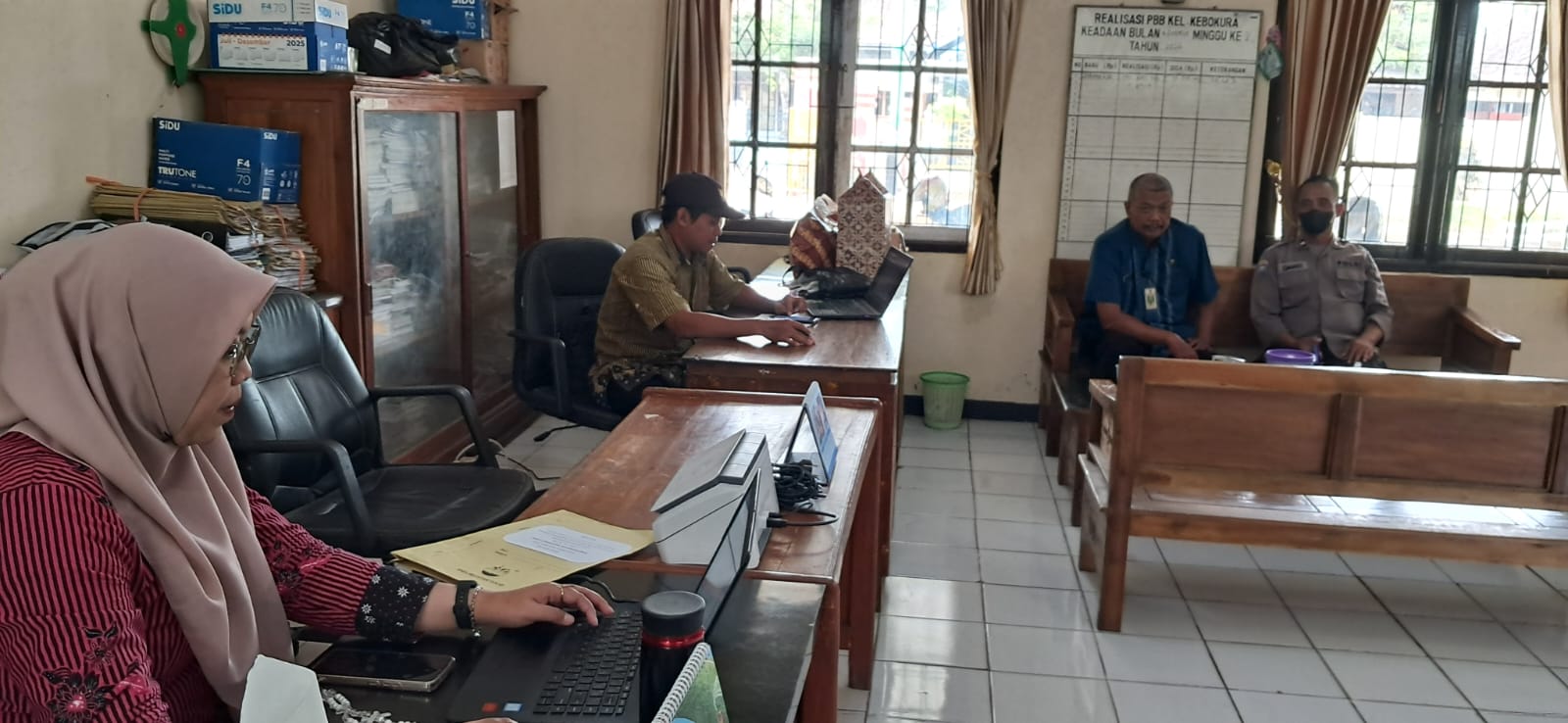 Perkuat Benteng Kamtibmas, Polsek Sumpiuh Sinergi dengan Lurah Kebokura