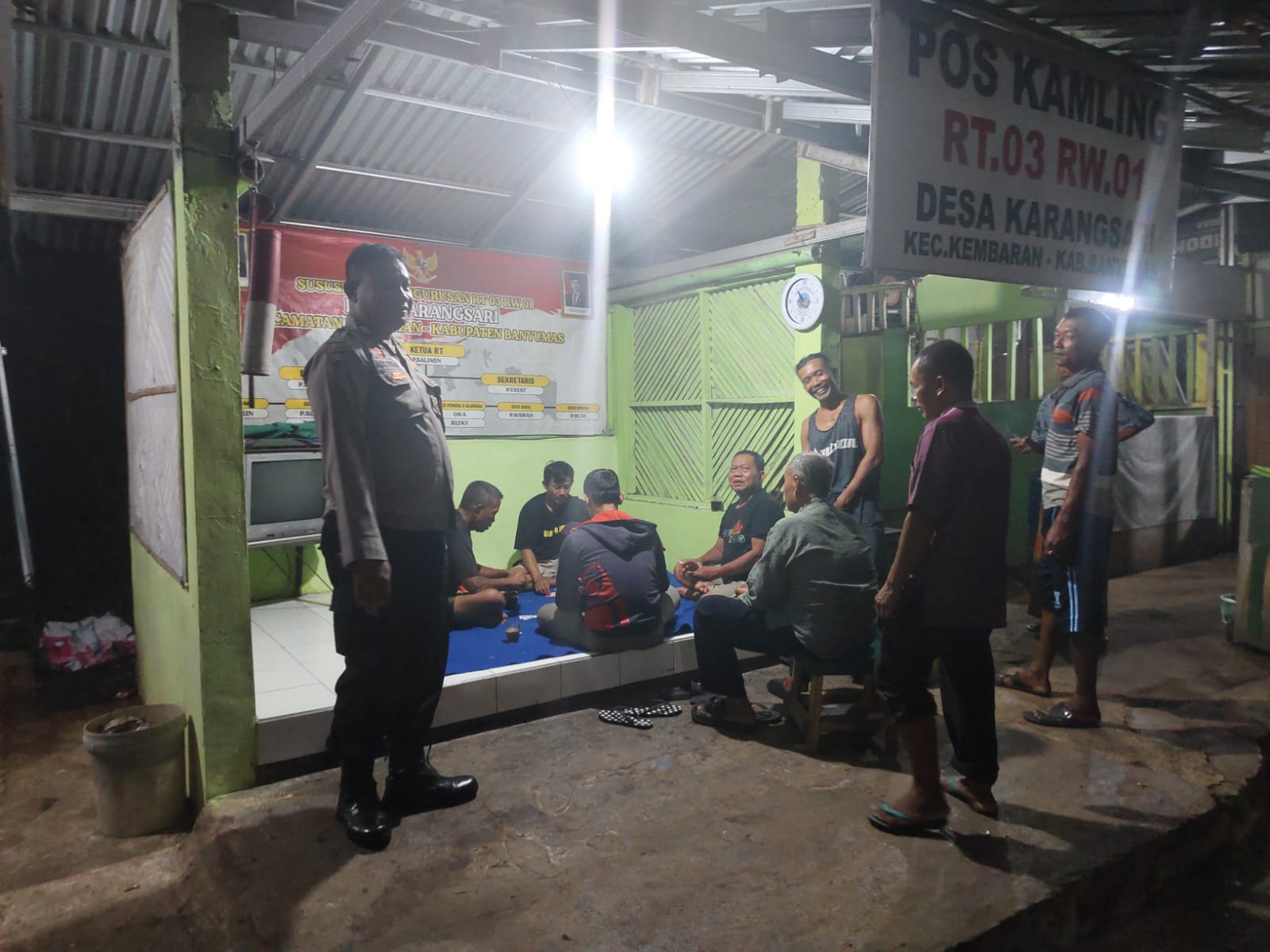 Sambang Humanis di Pos Kamling, Polisi Banyumas Dorong Partisipasi Warga Jaga Kamtibmas