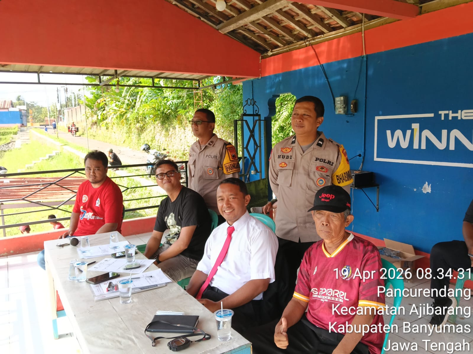 Dukung Pembinaan Generasi Muda, Polsek Karanglewas Polresta Banyumas Kawal Liga SSB Kelompok Umur