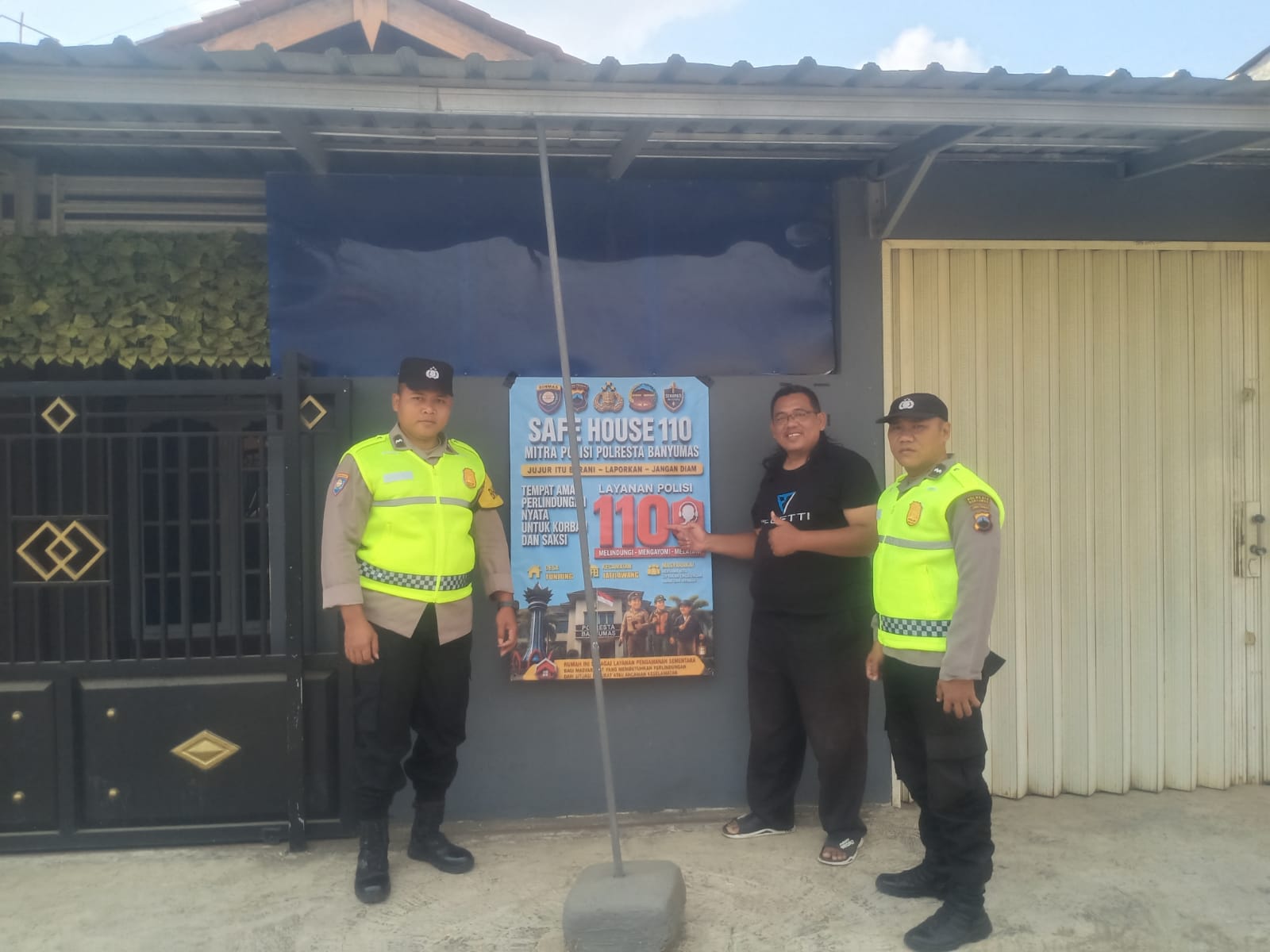 Tak Perlu Bingung Saat Butuh Polisi, Polsek Jatilawang Edukasi Warga Layanan 110 dan Safe House