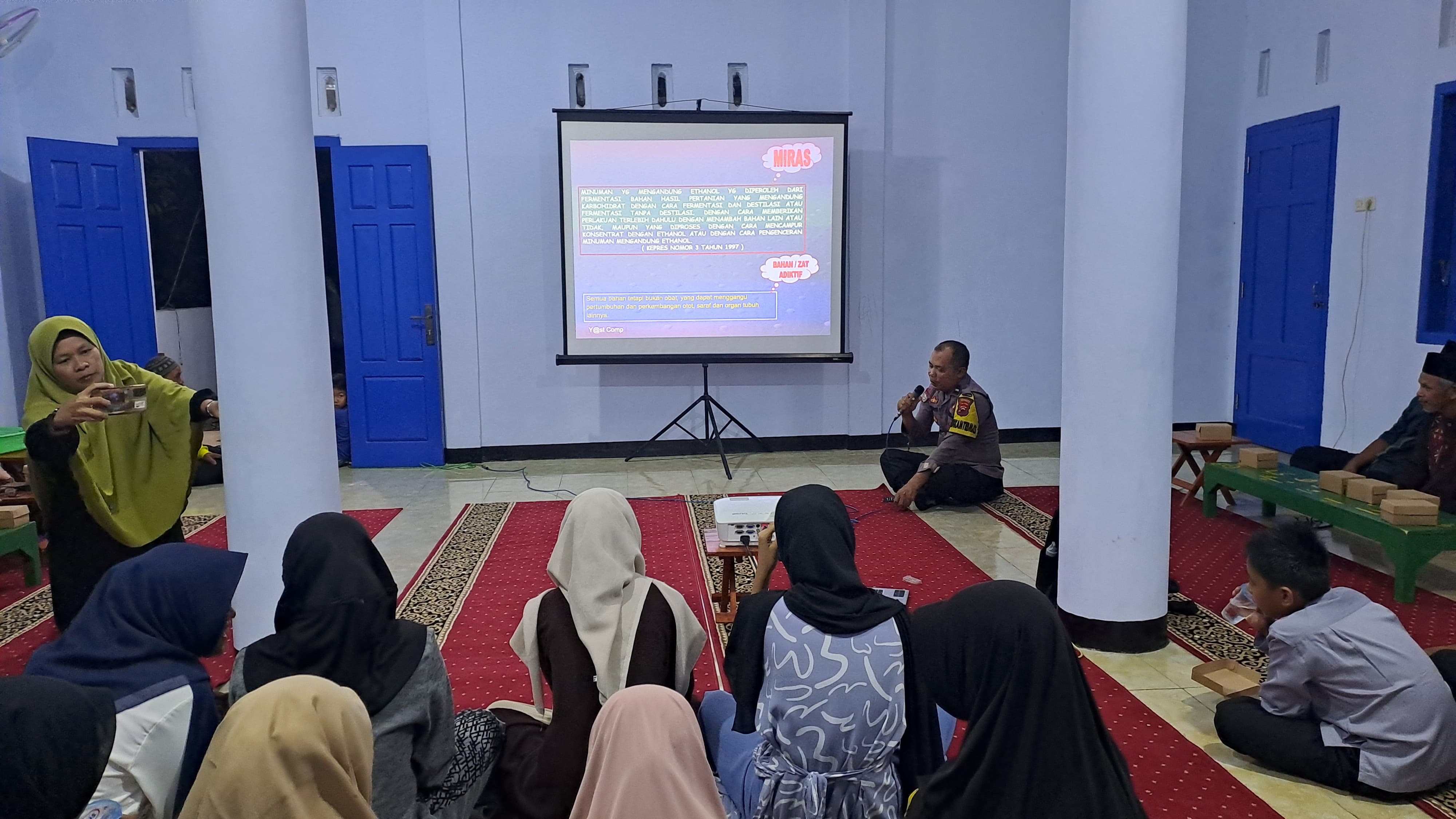 Cegah Kenakalan Remaja, Bhabinkamtibmas Somagede Banyumas Gandeng PKK Beri Edukasi Kamtibmas