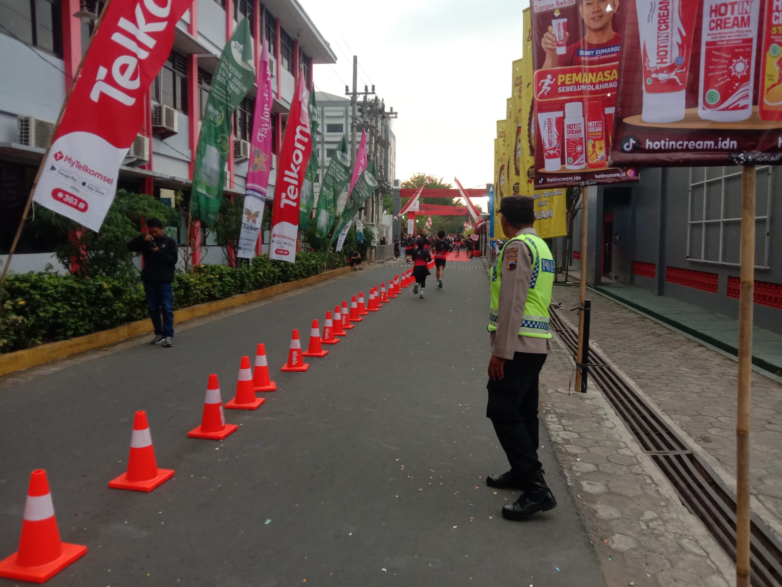 Polsek Purwokerto Selatan Amankan Tel-U Purwokerto City Run 2026, 1.114 Peserta Ikut Berlari