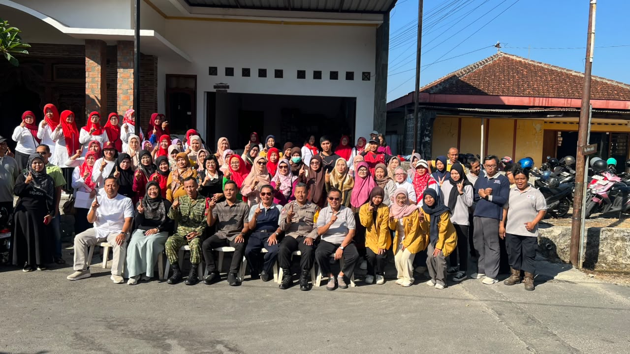 Antisipasi DBD, Polsek Purwokerto Timur Banyumas Bersama Instansi Terkait Gencarkan PSN Serentak