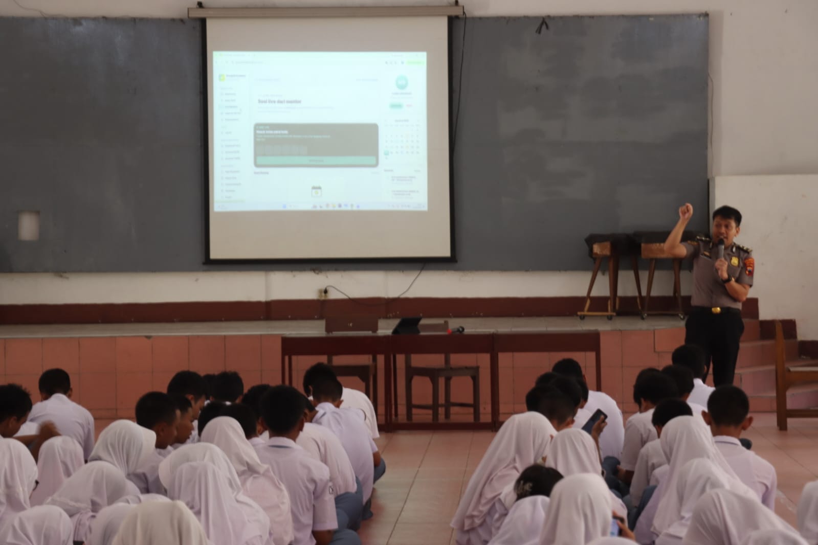 Polresta Banyumas Dorong Literasi AI di Kalangan Pelajar, 147 Siswa SMA Negeri 5 Purwokerto Ikut Pelatihan