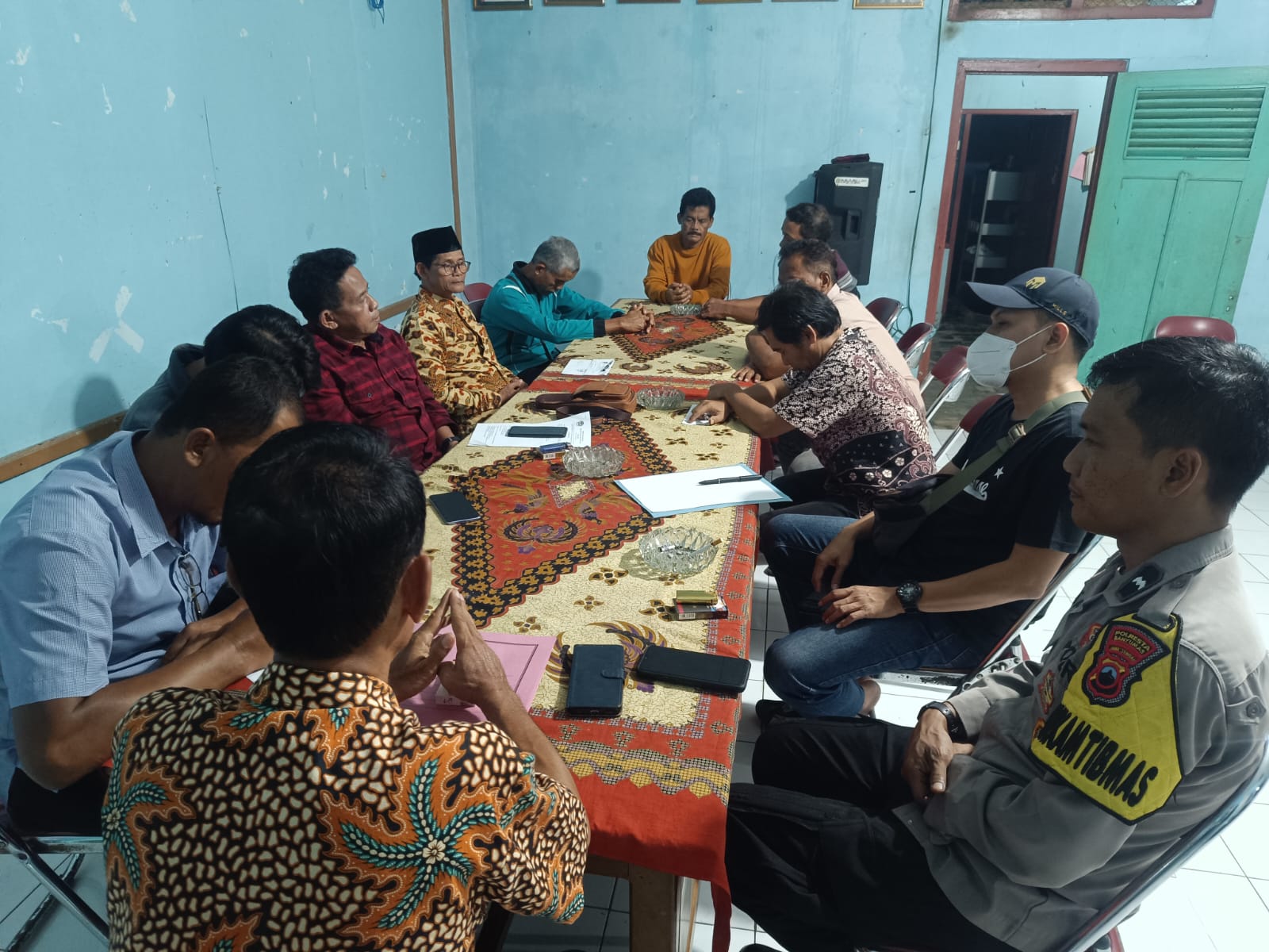 Polsek Sokaraja Polresta Banyumas Dampingi Warga Mediasi dengan Pengembang Perumahan
