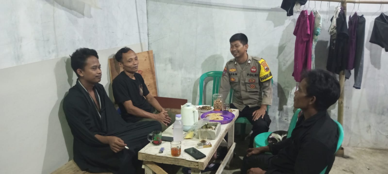 Sambang Malam, Polisi Banyumas Tekankan Peran Warga Cegah Kejahatan