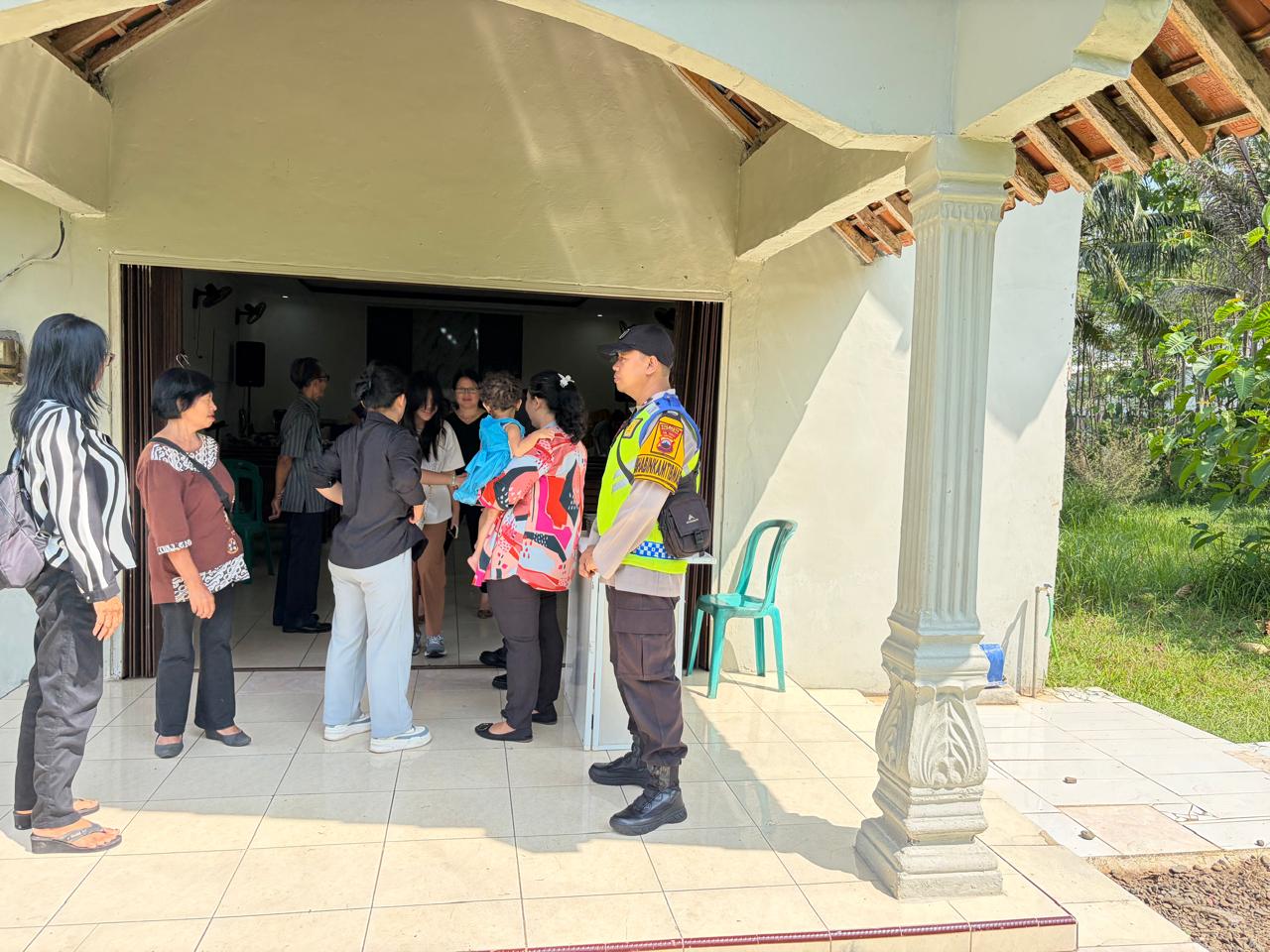 Pengamanan Kenaikan Isa Al-Masih di Banyumas Berjalan Kondusif, Polri Pastikan Ibadah Khidmat