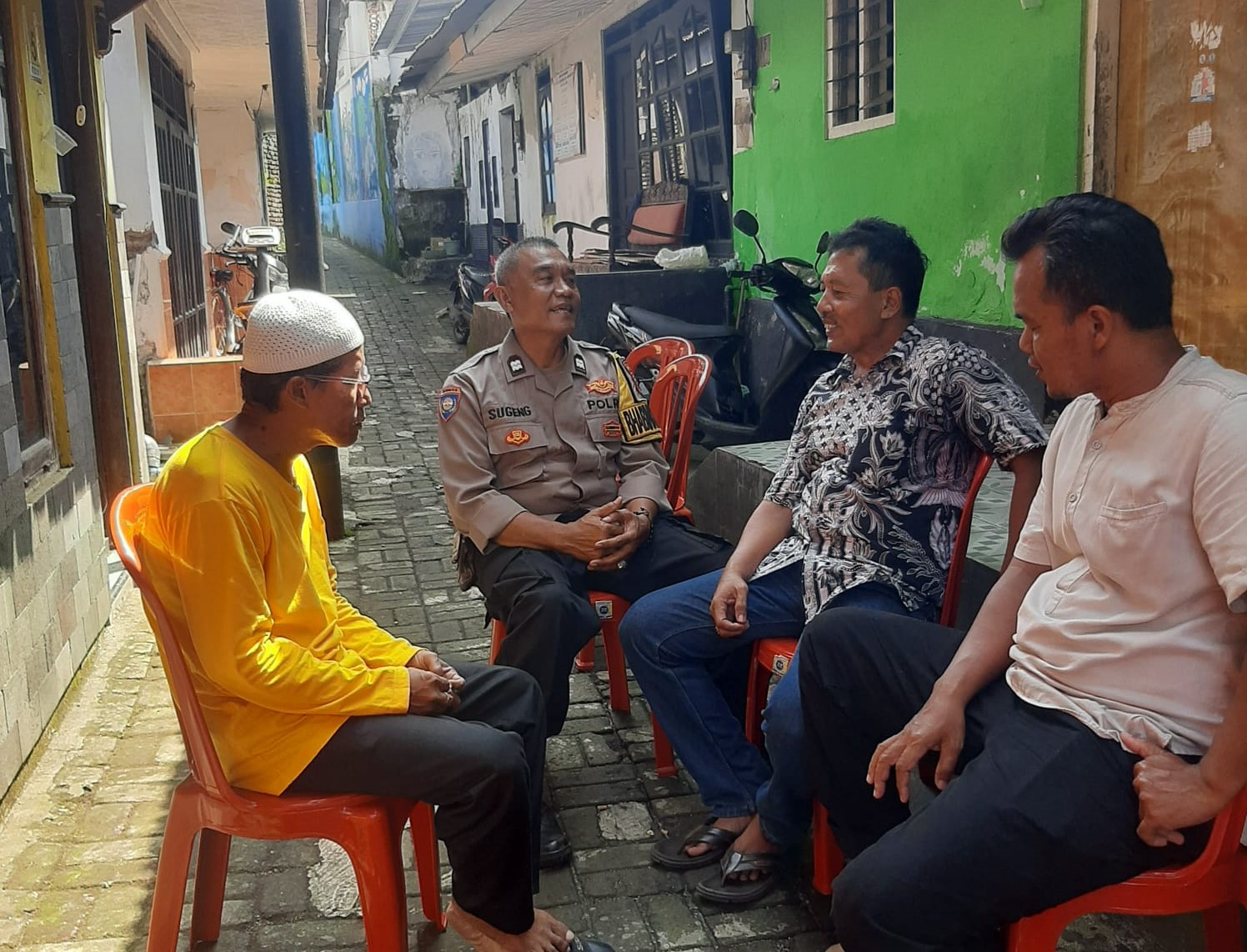 Dorong Warga Tingkatkan Keamanan Lingkungan, Polsek Purwokerto Timur Polresta Banyumas Sambangi Tokoh Masyarakat